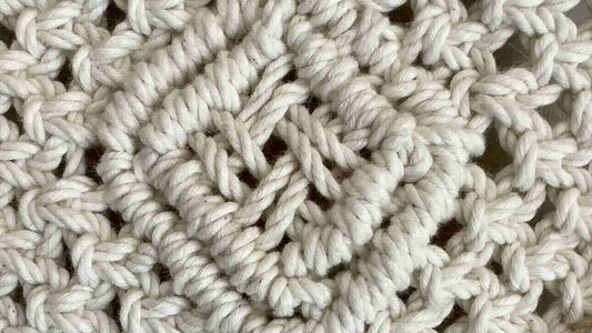 Détail d'une tenture macramé ctj-creation