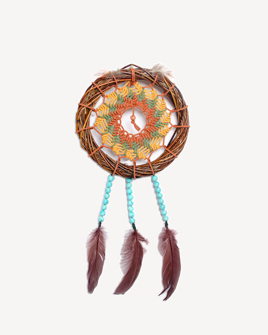 Attrape-rêve en saule et coton macramé fait main avec perles et plumes naturelles